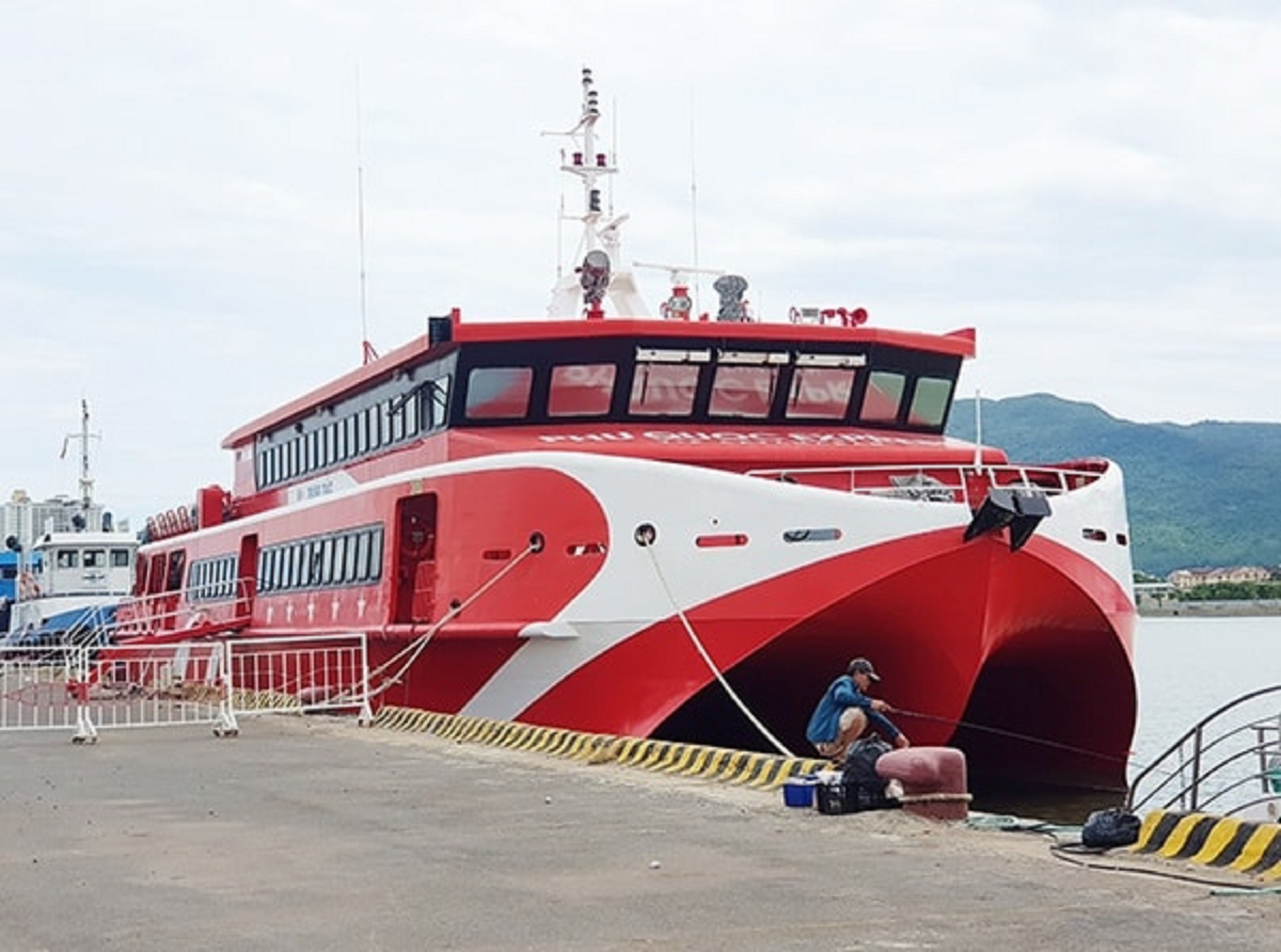 Phú Quốc Express dừng tuyến cao tốc Đà Nẵng - Lý Sơn, nhưng lại xin mở tuyến Sa Kỳ - Lý Sơn